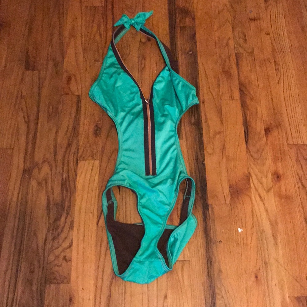 Kenneth Cole reaction one piece bathing suit.